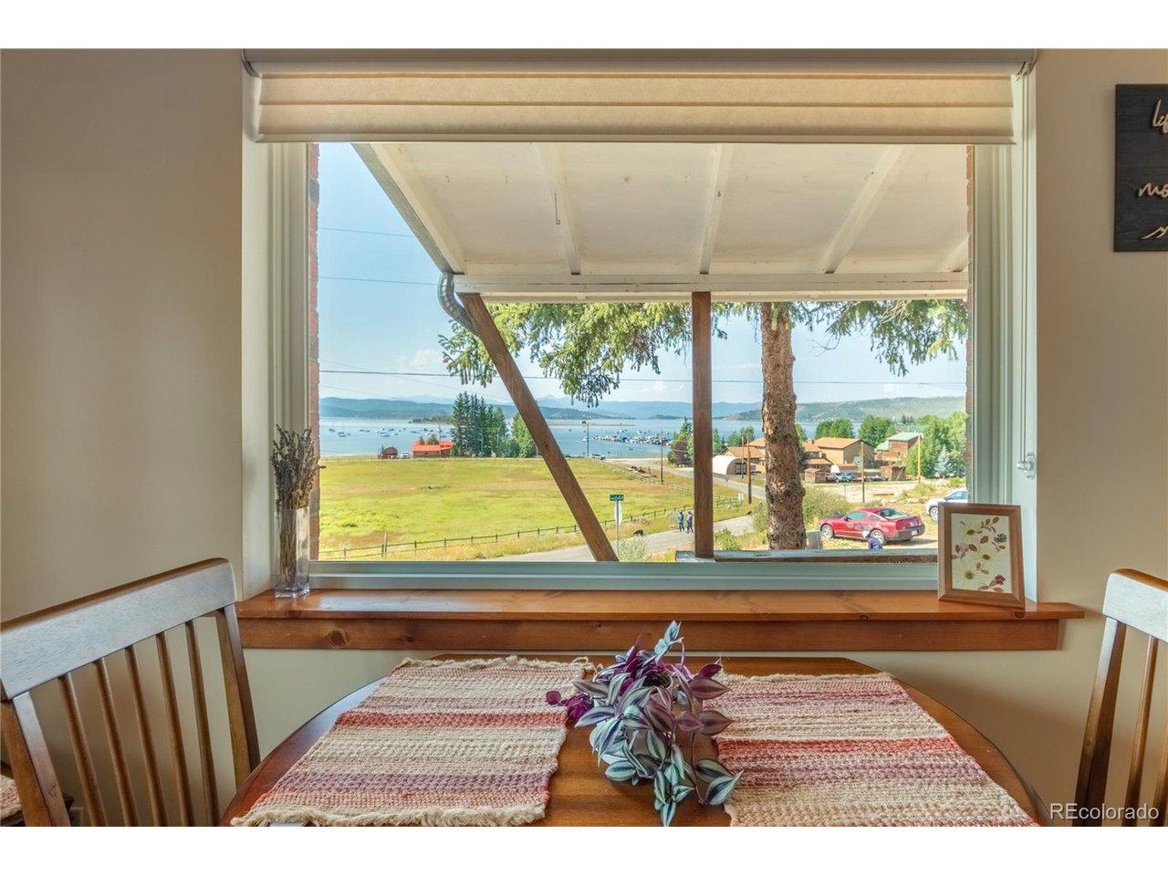 Image 4: Enjoy morning coffee with a view Image 4: Enjoy morning coffee with a view