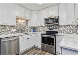 700 S Alton