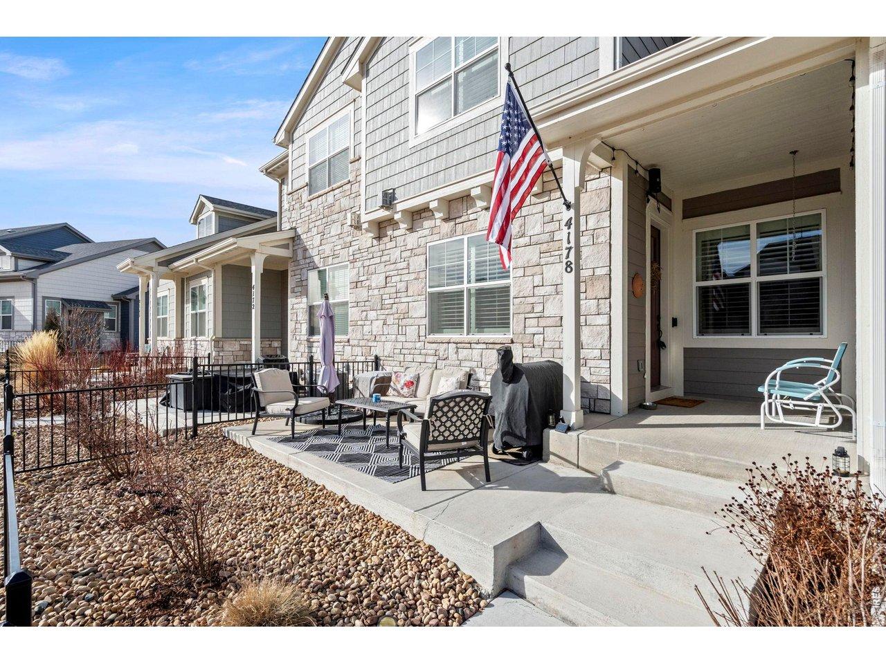 Image 1: Covered Entryway Image 1: Covered Entryway