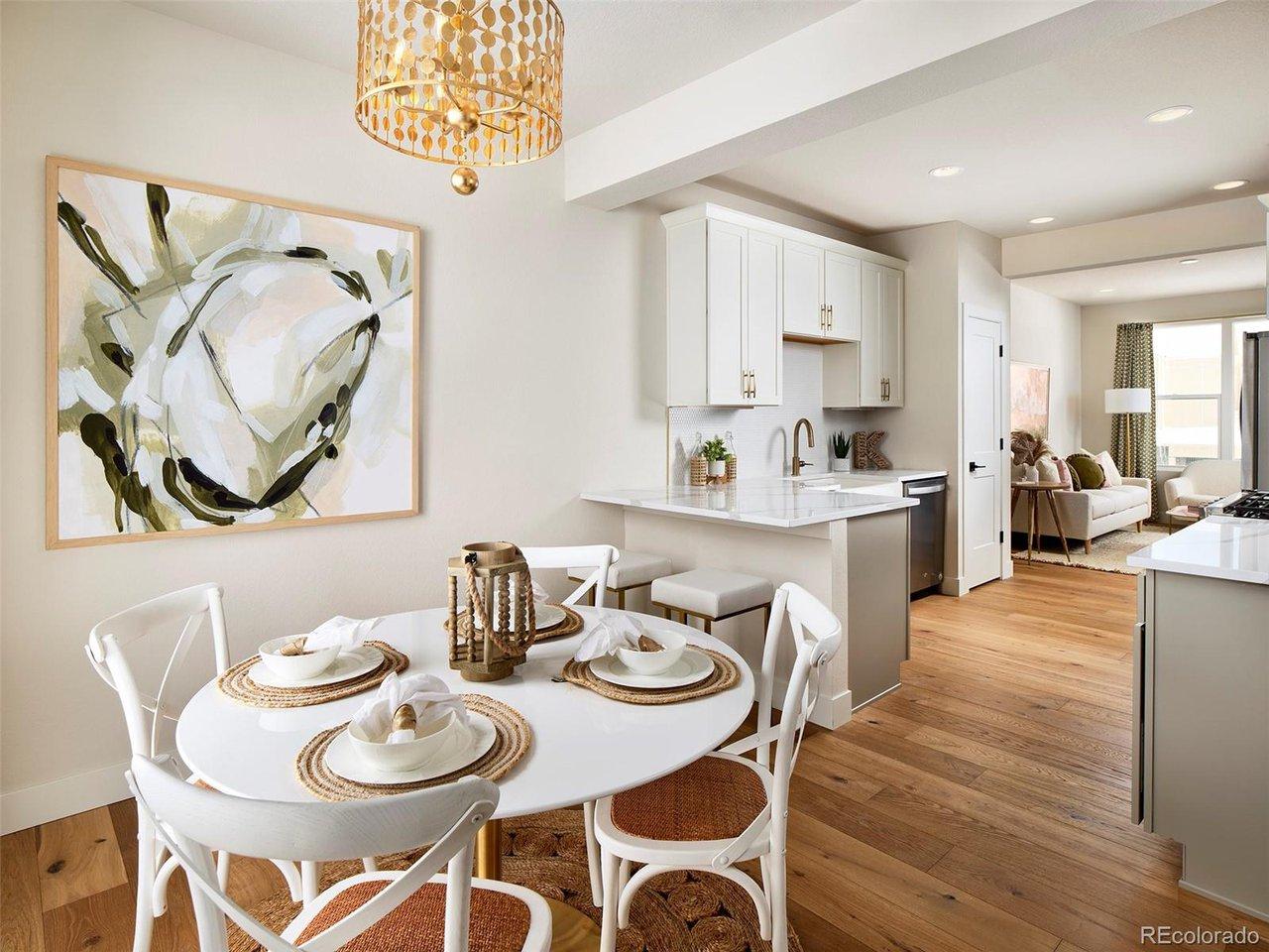 Image 3: Elevated second level main floor Image 3: Elevated second level main floor