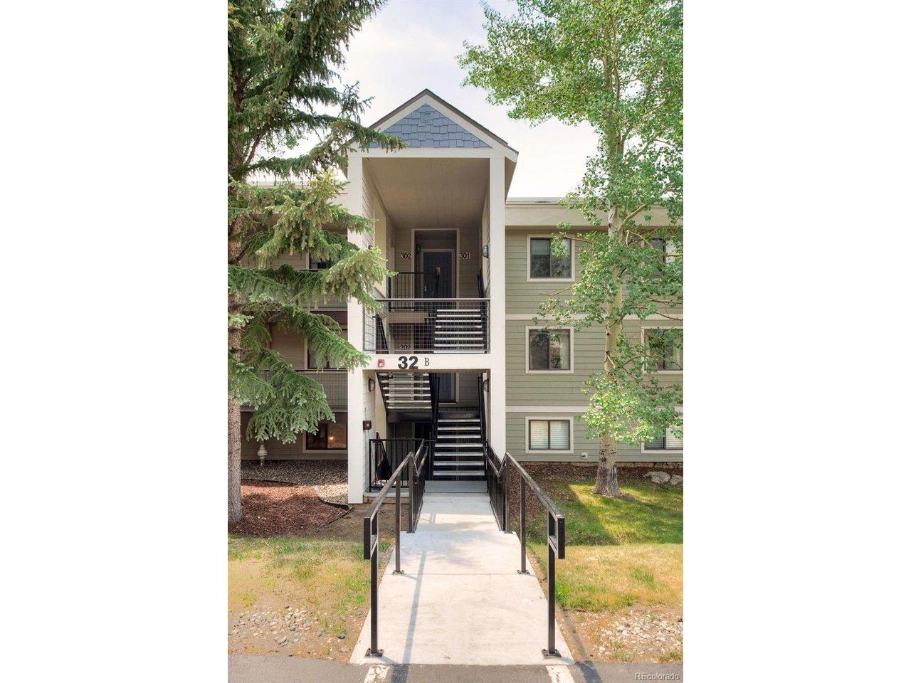 Image 2: Entrance to unit Image 2: Entrance to unit