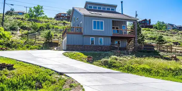 3409 Dixon Cove