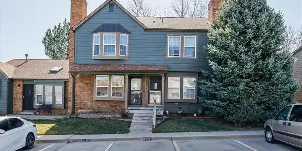 17457 E Rice