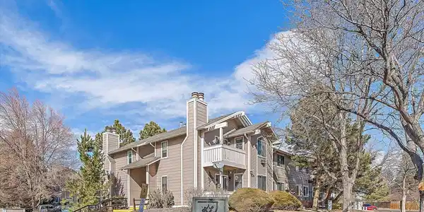 4301 S Andes
