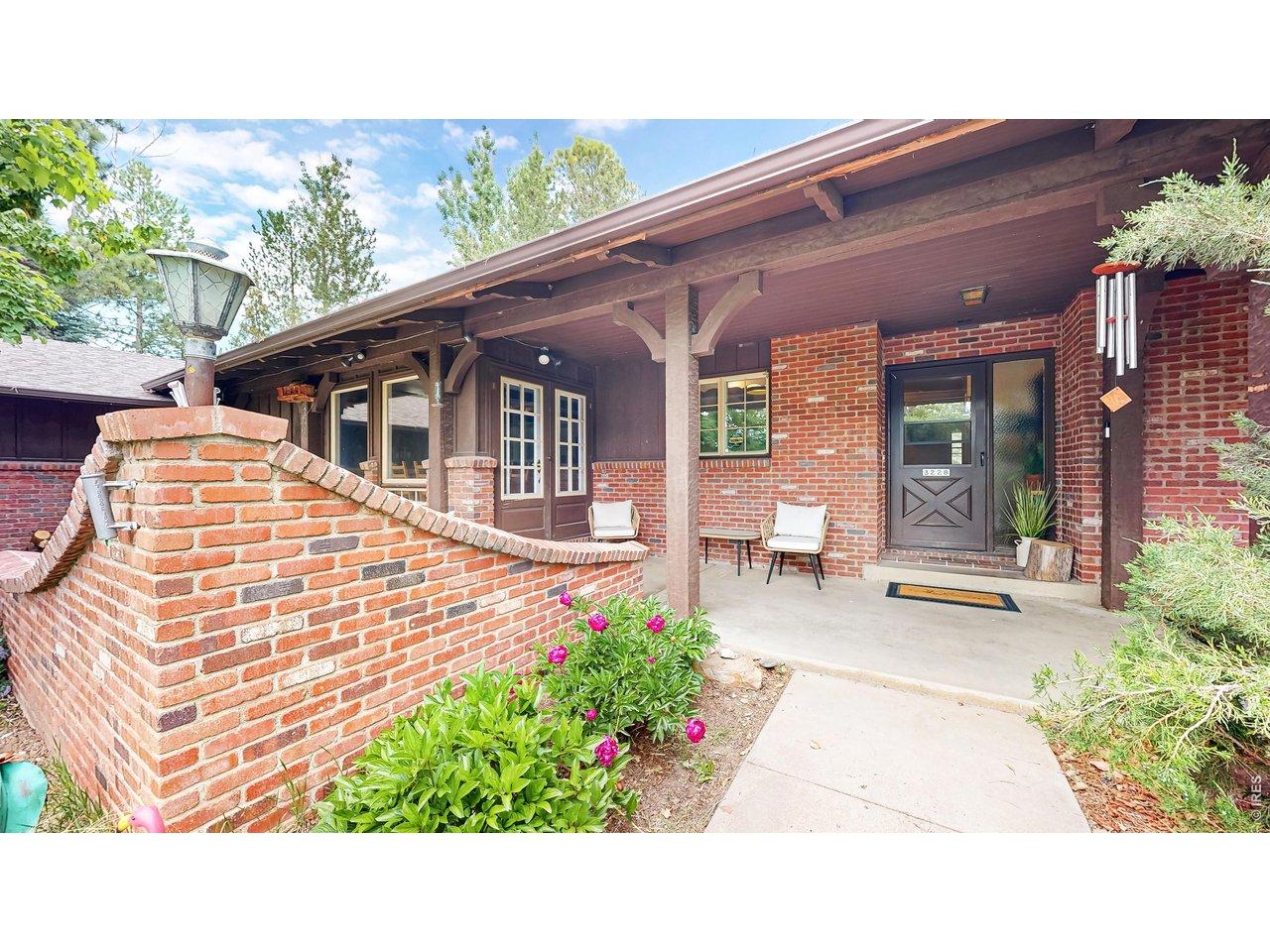 Image 2: 'Covered Porch Image 2: 'Covered Porch