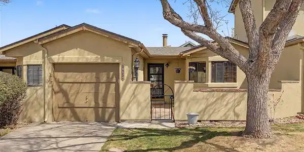 18624 E Saratoga Pl