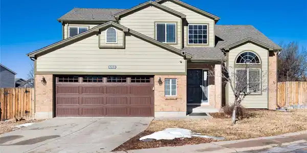 4268 S Andes