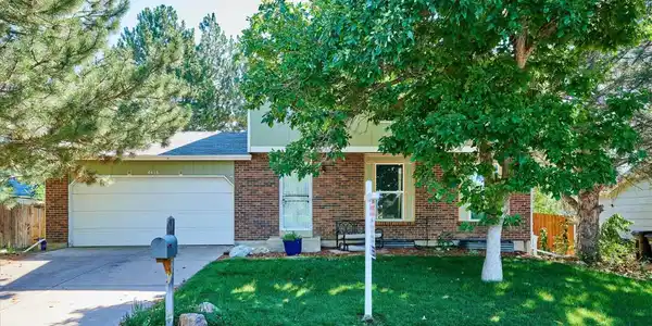4418 S Argonne
