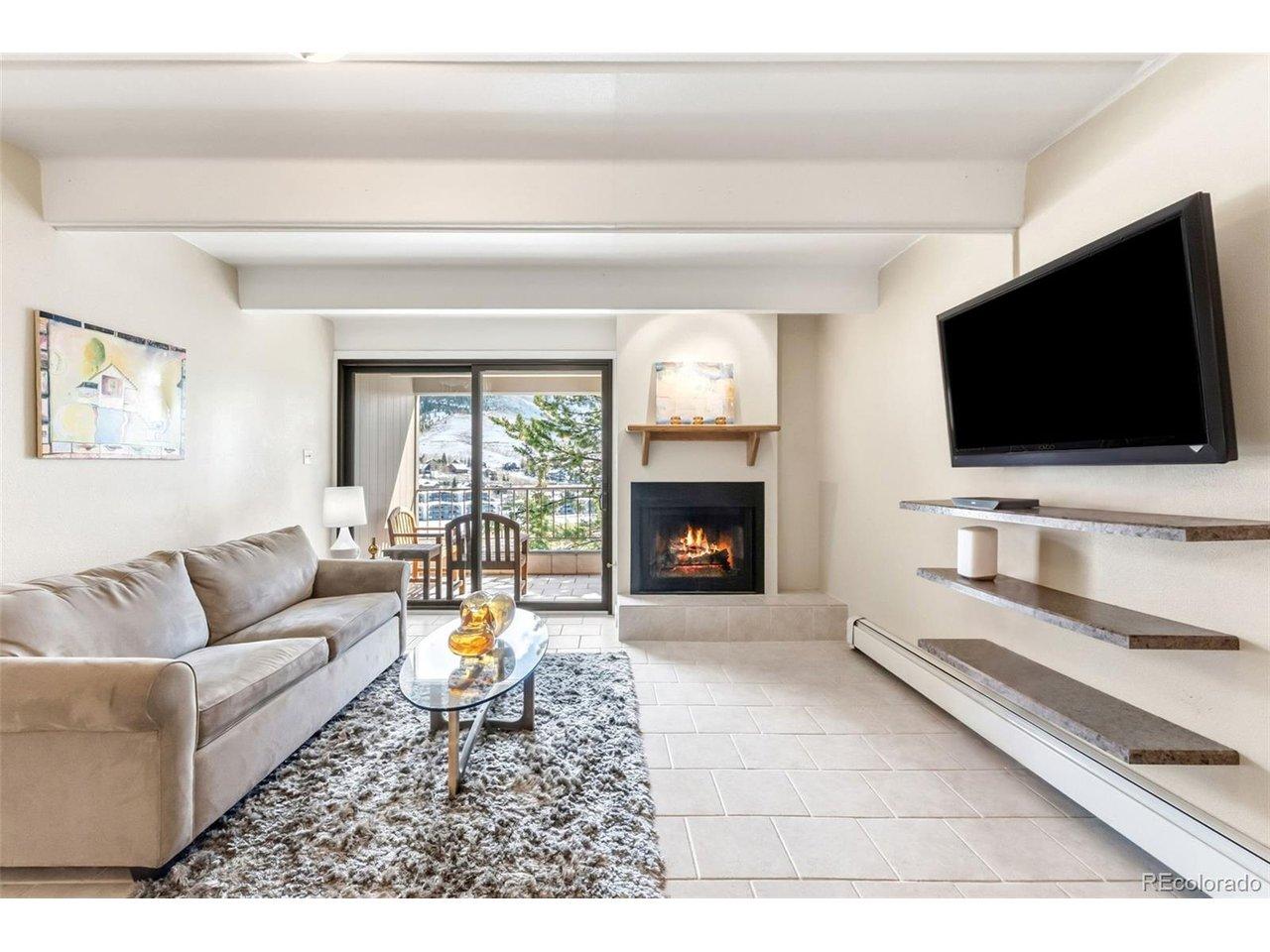 Image 3: Living room Image 3: Living room