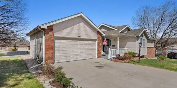 Image 2: Low Maintenance Patio Home Living Image 2: Low Maintenance Patio Home Living