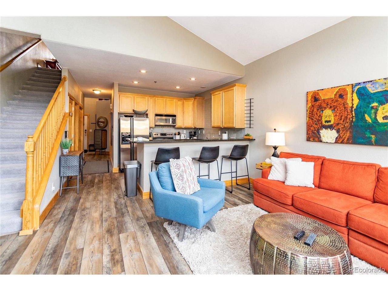 Image 3: Gorgeous new Flooring Image 3: Gorgeous new Flooring