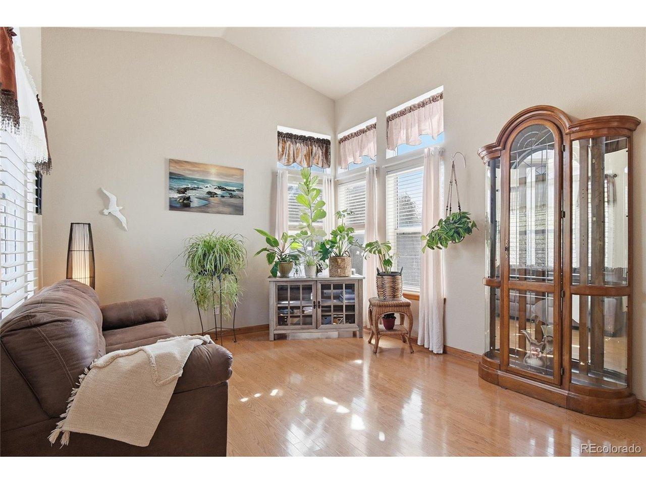 Image 4: Sitting Room