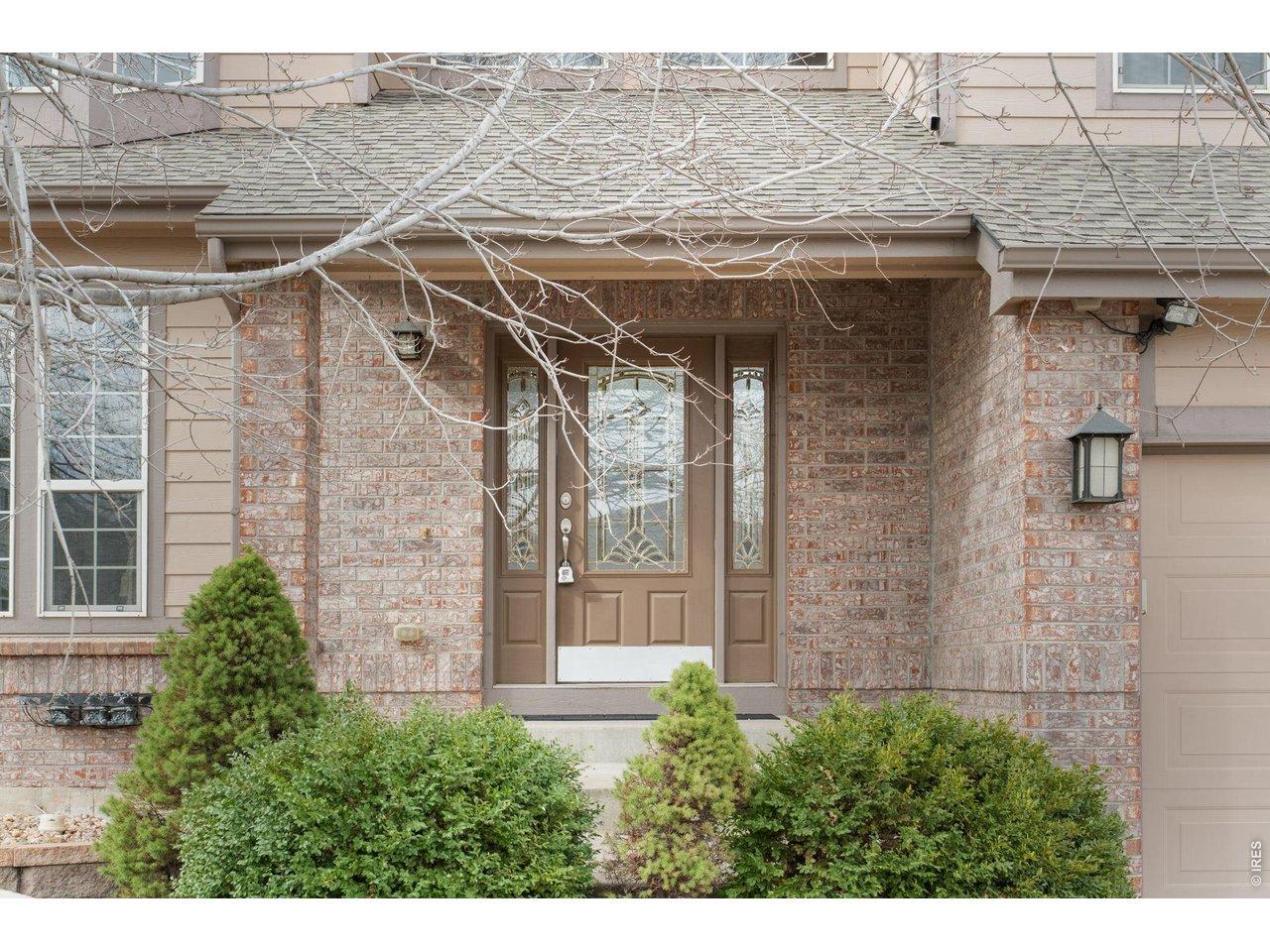 Image 4: Covered Front Porch