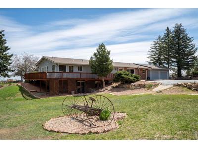 908 Willowrock Dr