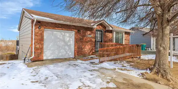 4678 S Salida