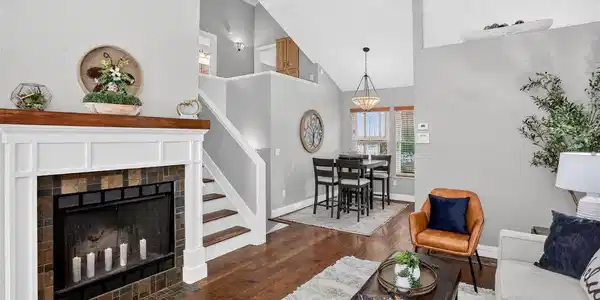 Image 3: Wood Fireplace Image 3: Wood Fireplace