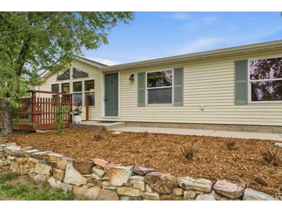 108 E Douglas Rd