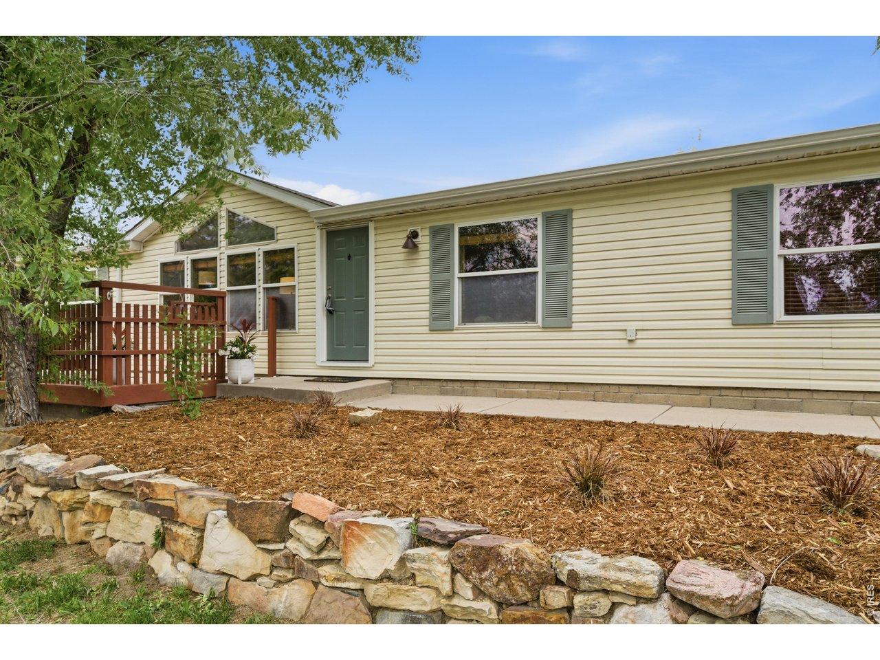 Image 1: Welcome to 108 E Douglas Dr! Image 1: Welcome to 108 E Douglas Dr!