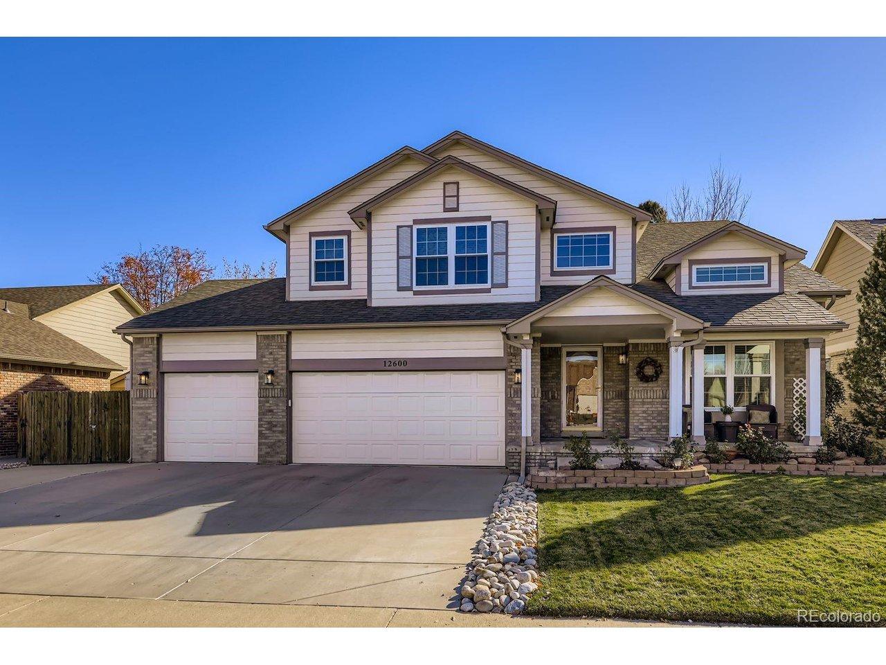 Image 2: 3 Car Garage with RV Parking/Storage