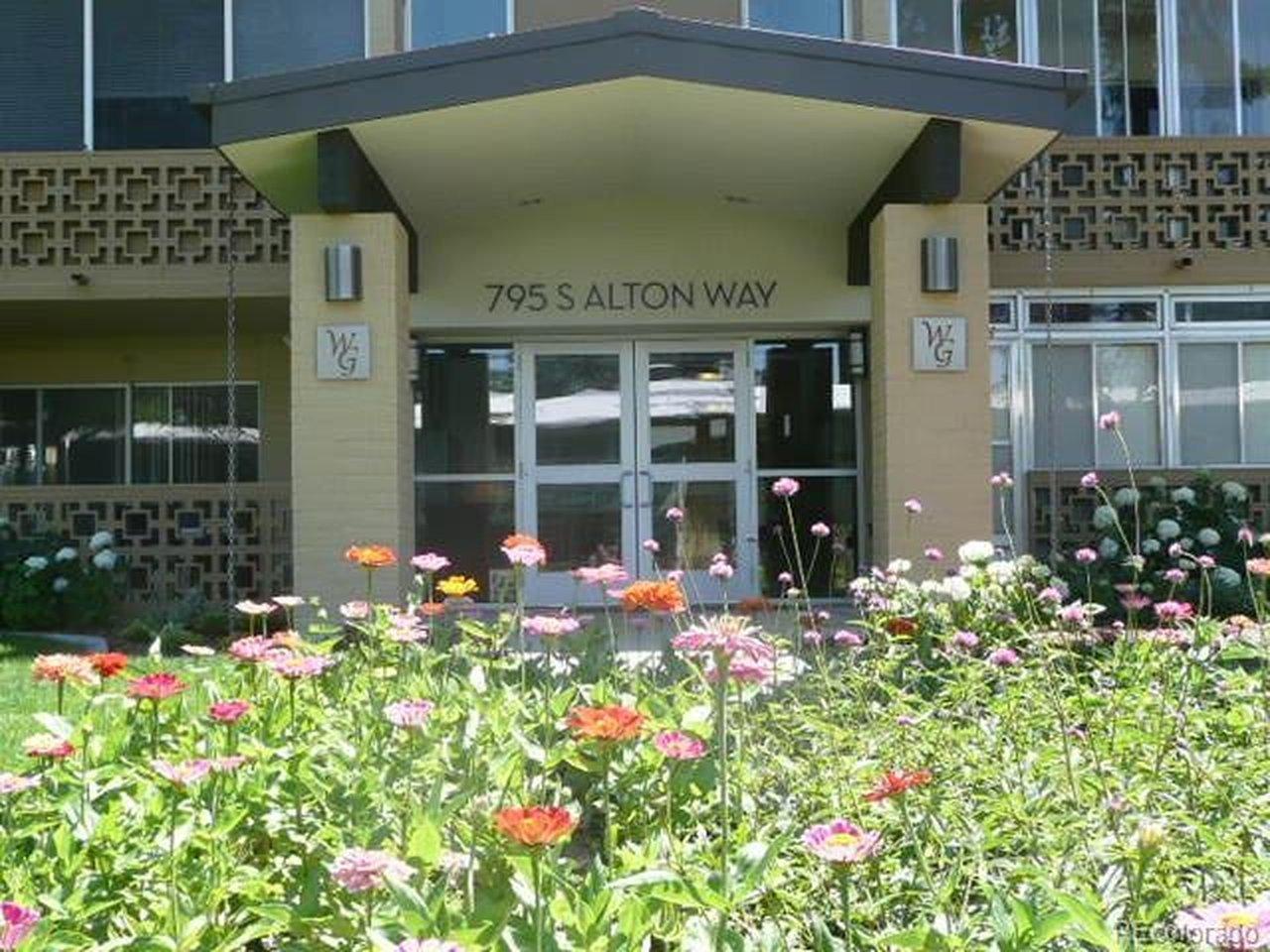 Image 1: Beautiful Flower Garden Image 1: Beautiful Flower Garden