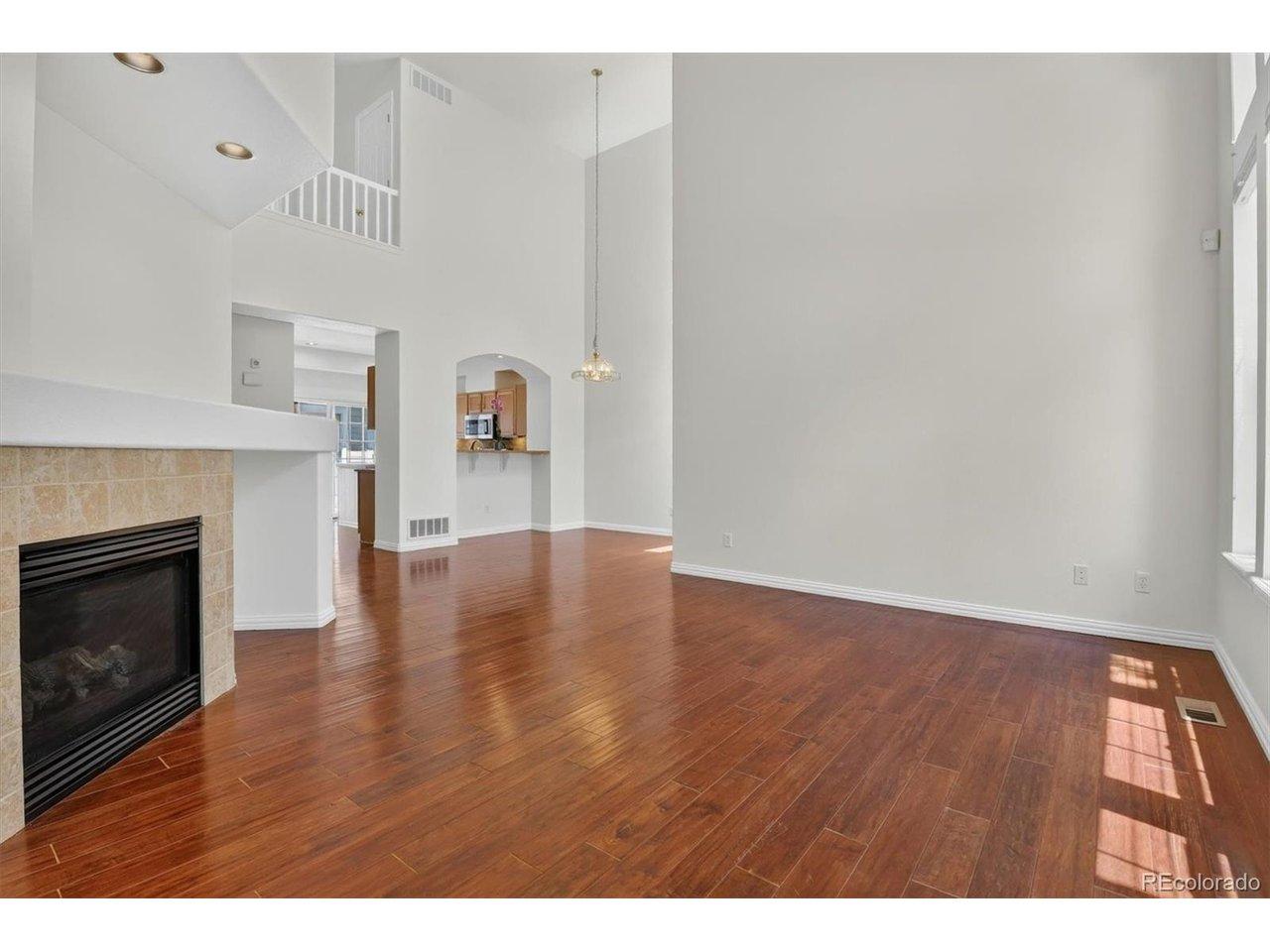 Image 3: Living Room Image 3: Living Room