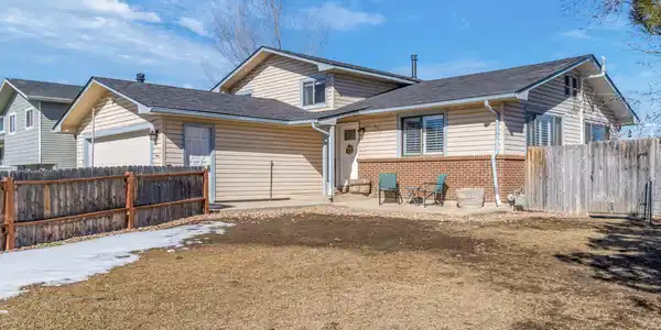 625 E 41st
