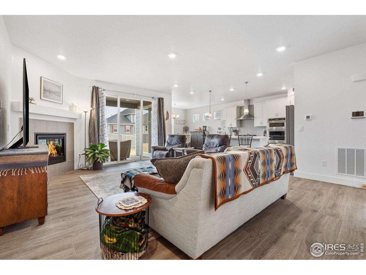 Image 4: Open Floor Plan