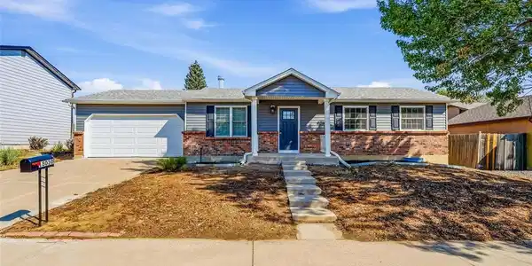 18030 E Oxford Dr