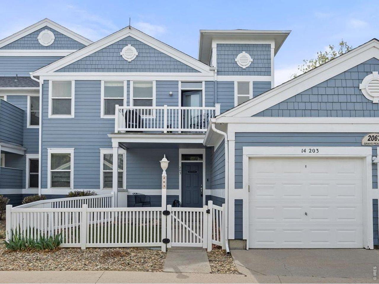 Image 1: Garage is just a few steps away from your front door