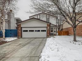 11832 Lincoln