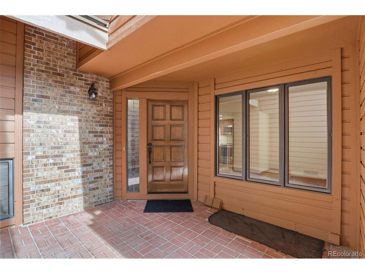 Image 3: Front Entry