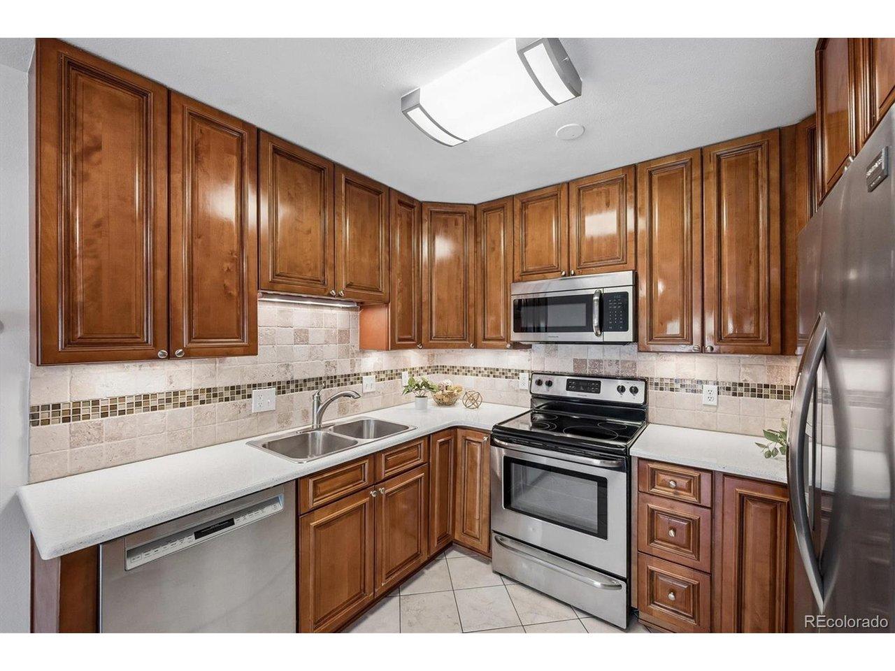 Image 4: Kitchen Image 4: Kitchen