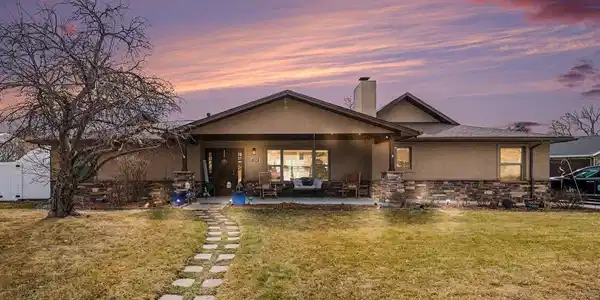 Image 2: Completely Remodeled 4-Bedroom Lake House Image 2: Completely Remodeled 4-Bedroom Lake House