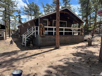 90 Letitia Dr