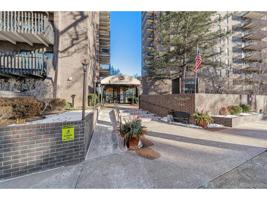 460 S Marion