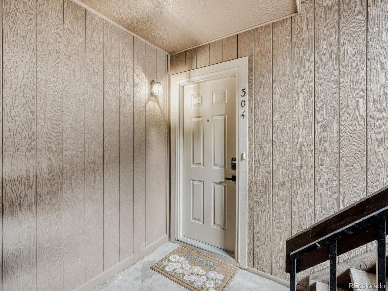 Image 2: 29 Balcony.jpg Image 2: 29 Balcony.jpg