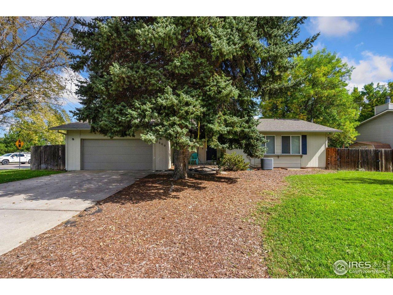 Image 2: Welcome to 2600 Parklake Drive! Image 2: Welcome to 2600 Parklake Drive!