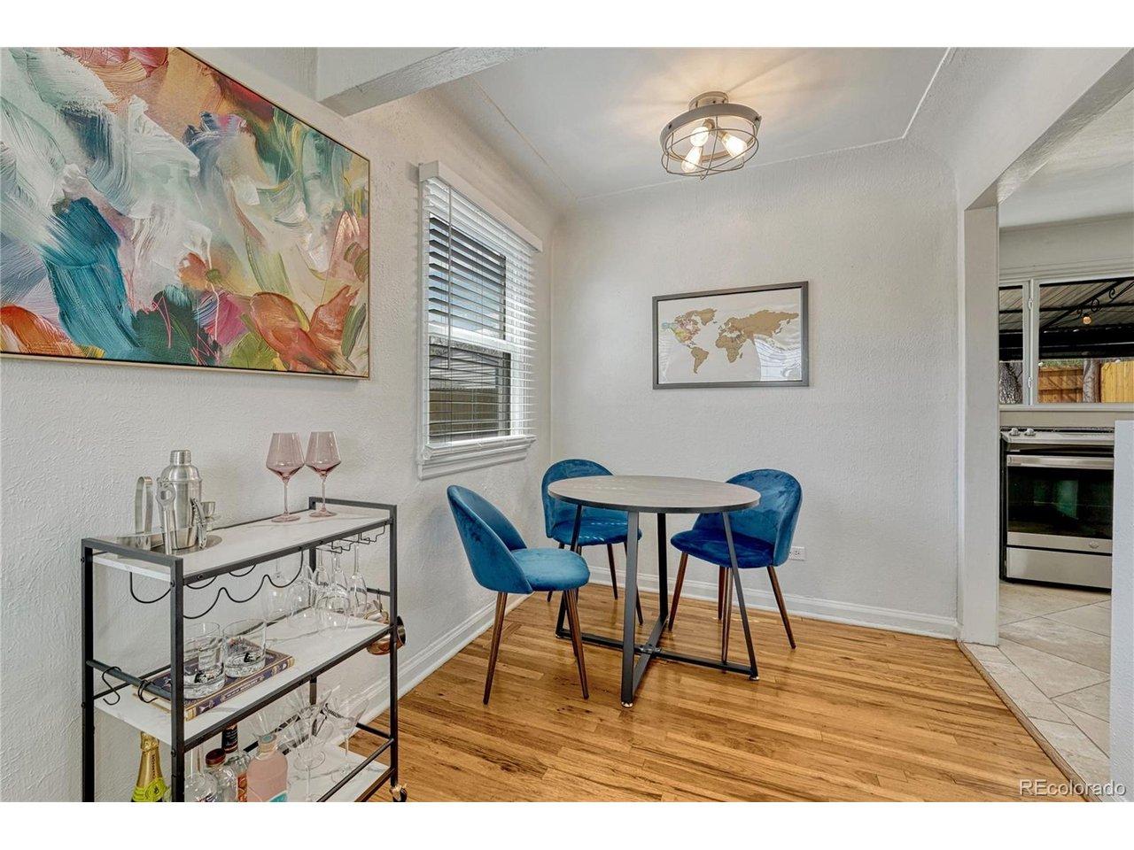 Image 4: Dining Room Image 4: Dining Room