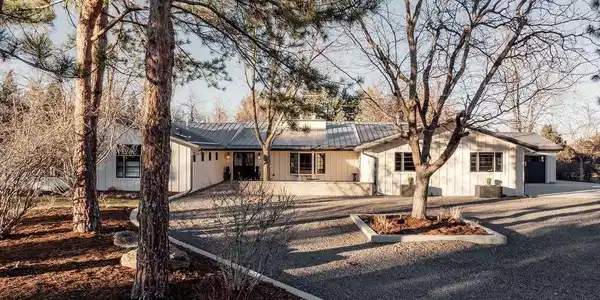 5151 W Wagon Trail Rd