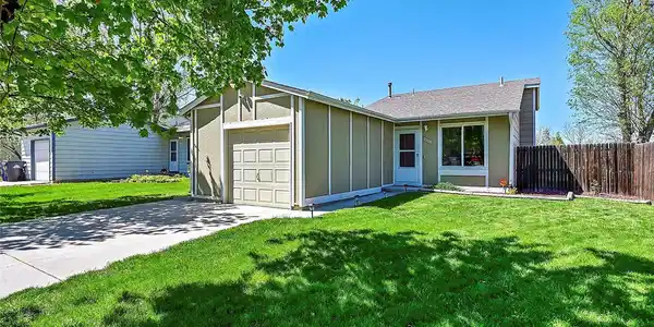17539 E Temple