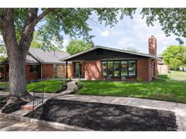2695 N Quitman