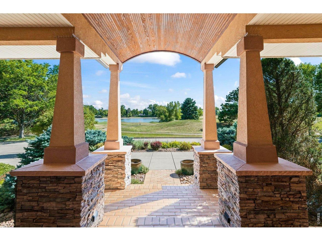 Image 4: Overlooks the Eagle Trace Golf Course