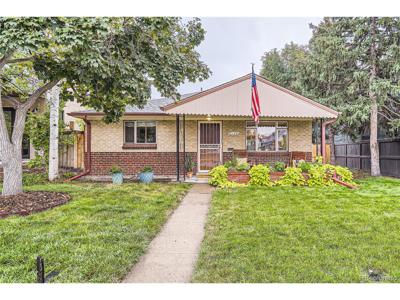 2124 Perry