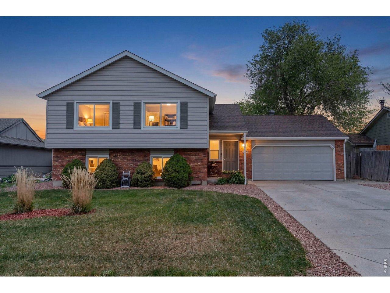 Image 1: Great curb appeal with newer roof