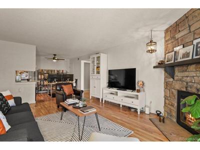 8555 Fairmount Dr