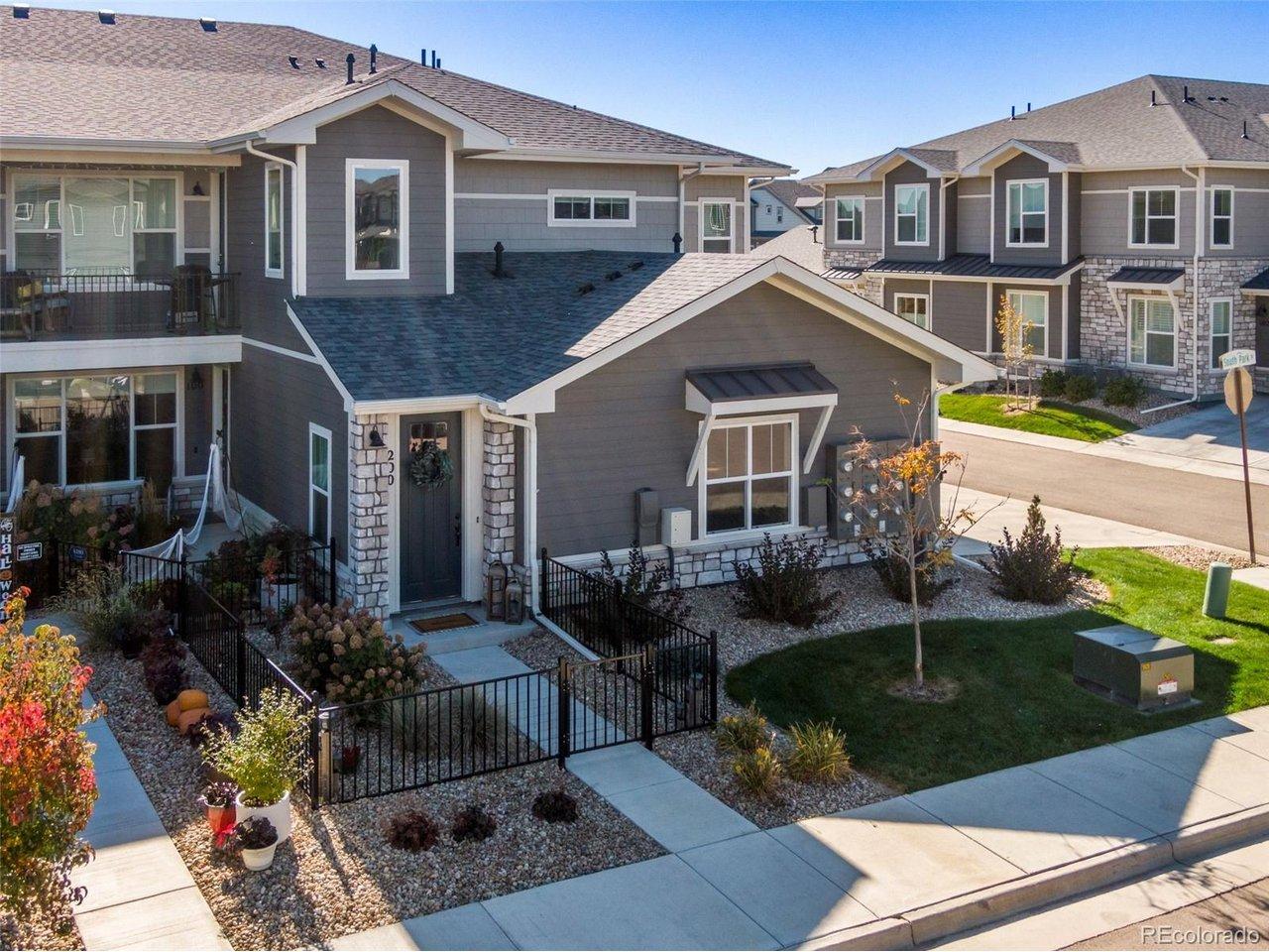 Image 4: Enclosed front yard area.  On the Corner - super low to no maintence raised ranch.