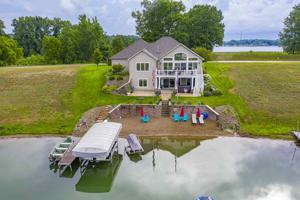 740 LN 282 Hamilton Lake