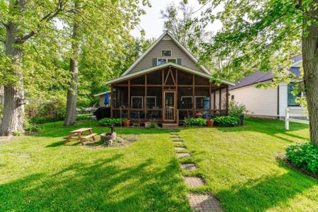 3169 W Northshore  57