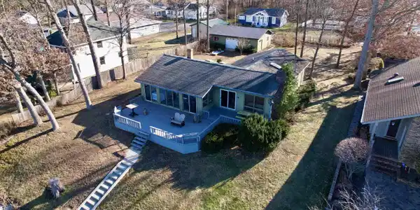 3020 E Country Club