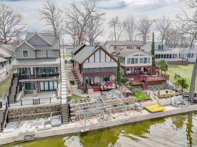 555 Lane 221B Hamilton